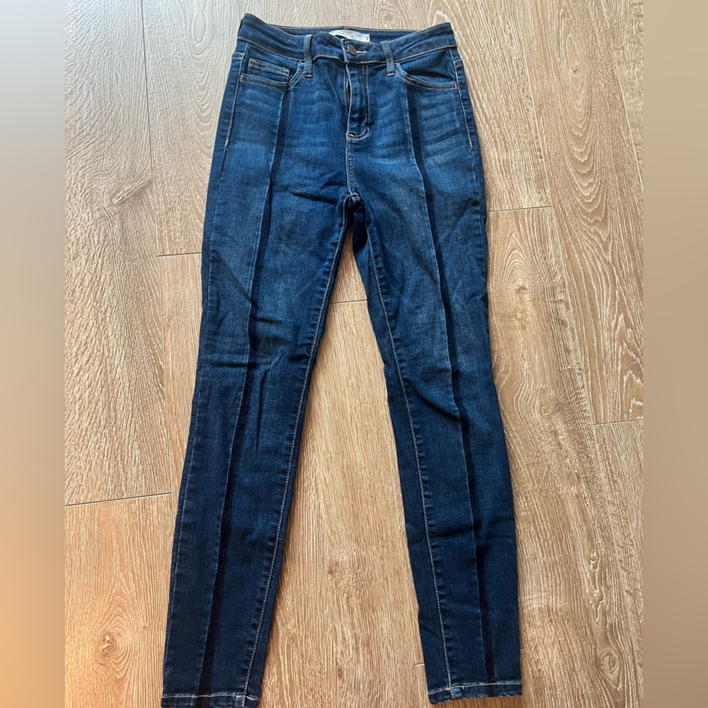 Skinny jeans